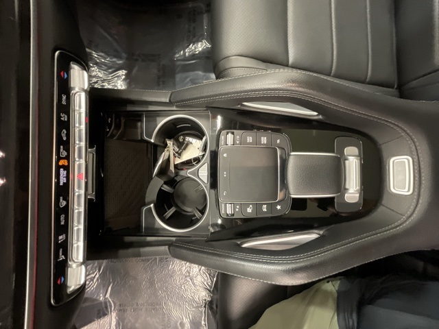 Vehicle image 19 of 28