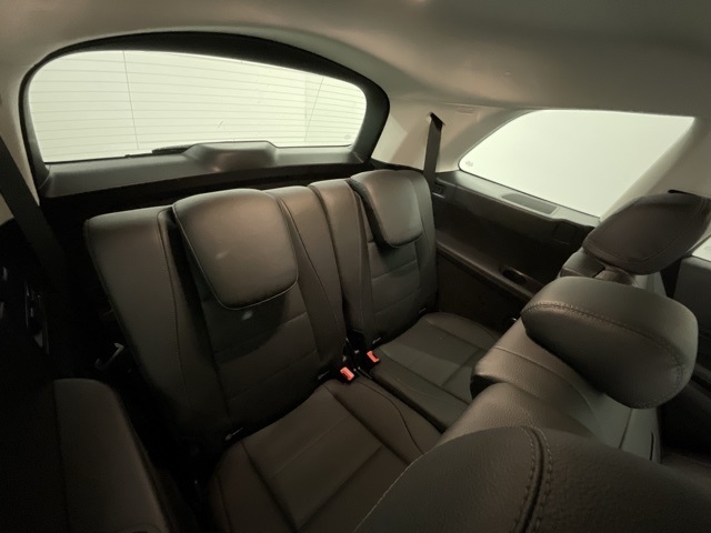 Vehicle image 9 of 28