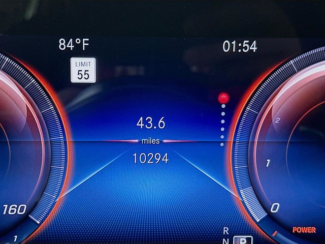 Vehicle image 13 of 35