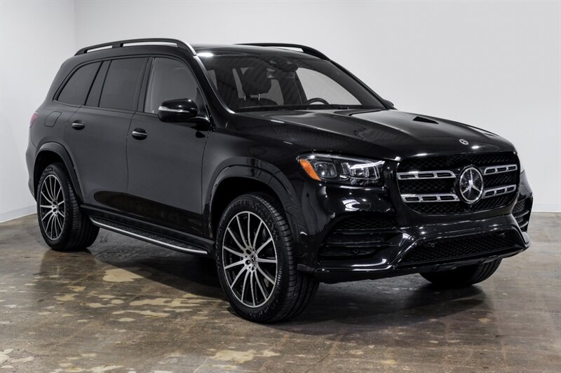 Vehicle image 5 of 59