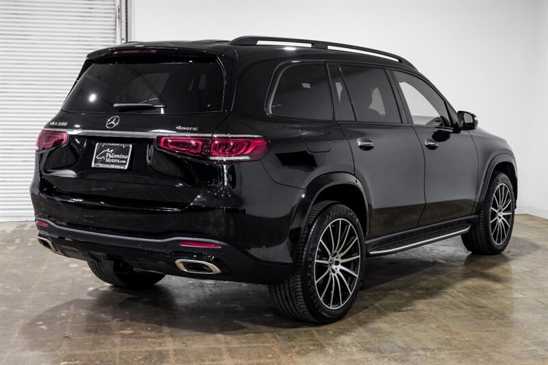 Vehicle image 7 of 59