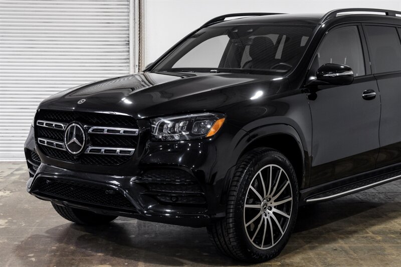 Vehicle image 3 of 59