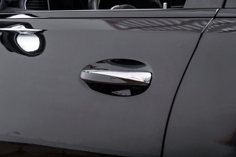 Vehicle image 36 of 59