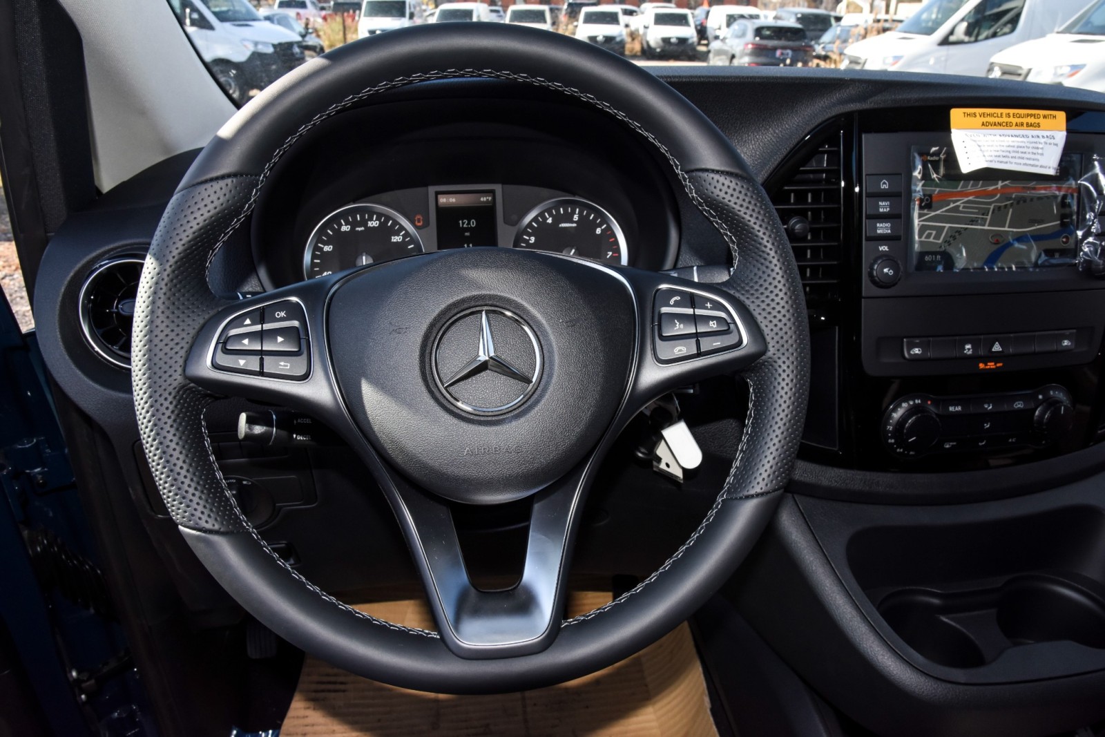 Vehicle image 12 of 30