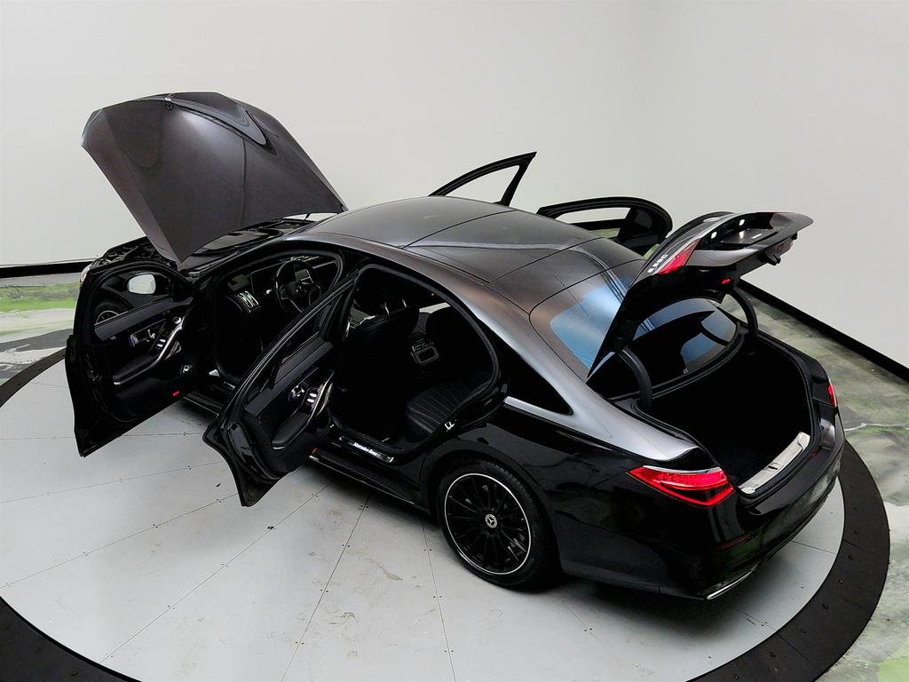 Vehicle image 16 of 41