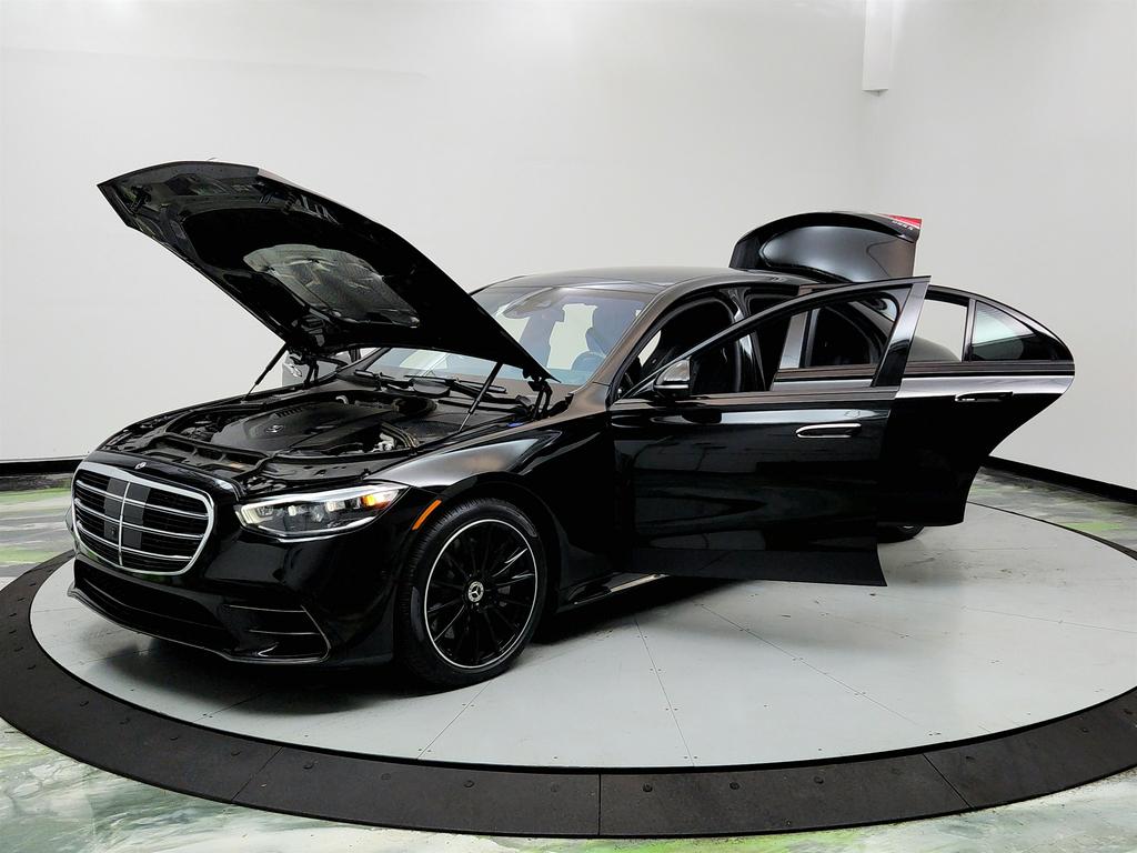 Vehicle image 3 of 41