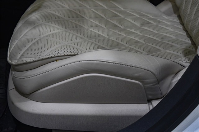 Vehicle image 34 of 34