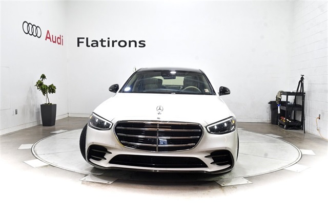 Vehicle image 4 of 34