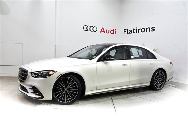 Vehicle image 2 of 34