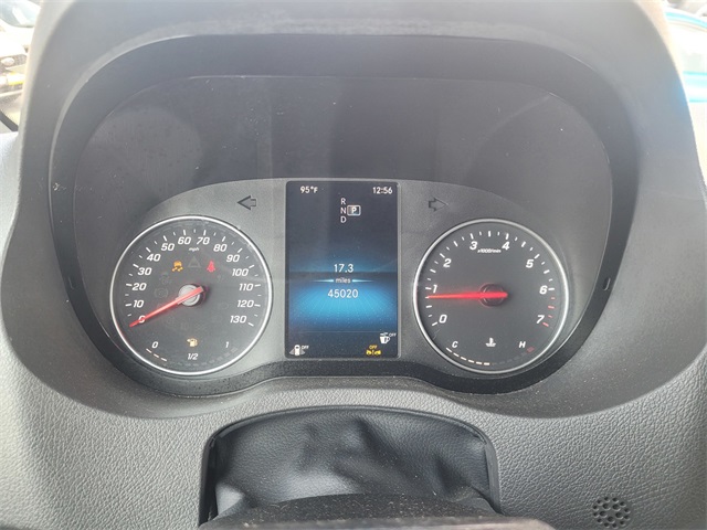 Vehicle image 16 of 24