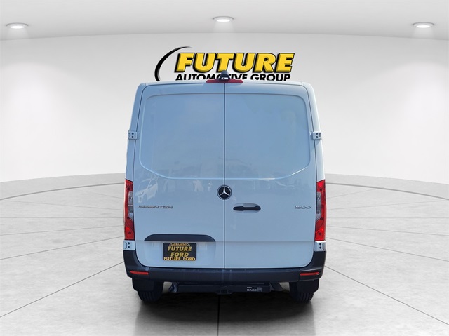 Vehicle image 5 of 24