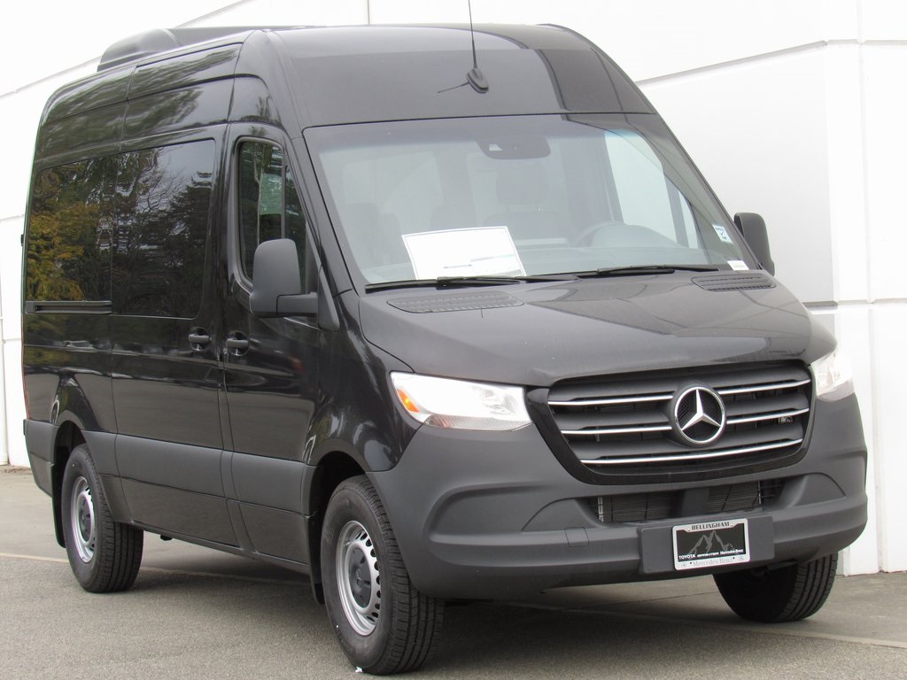 Vehicle image 2 of 38