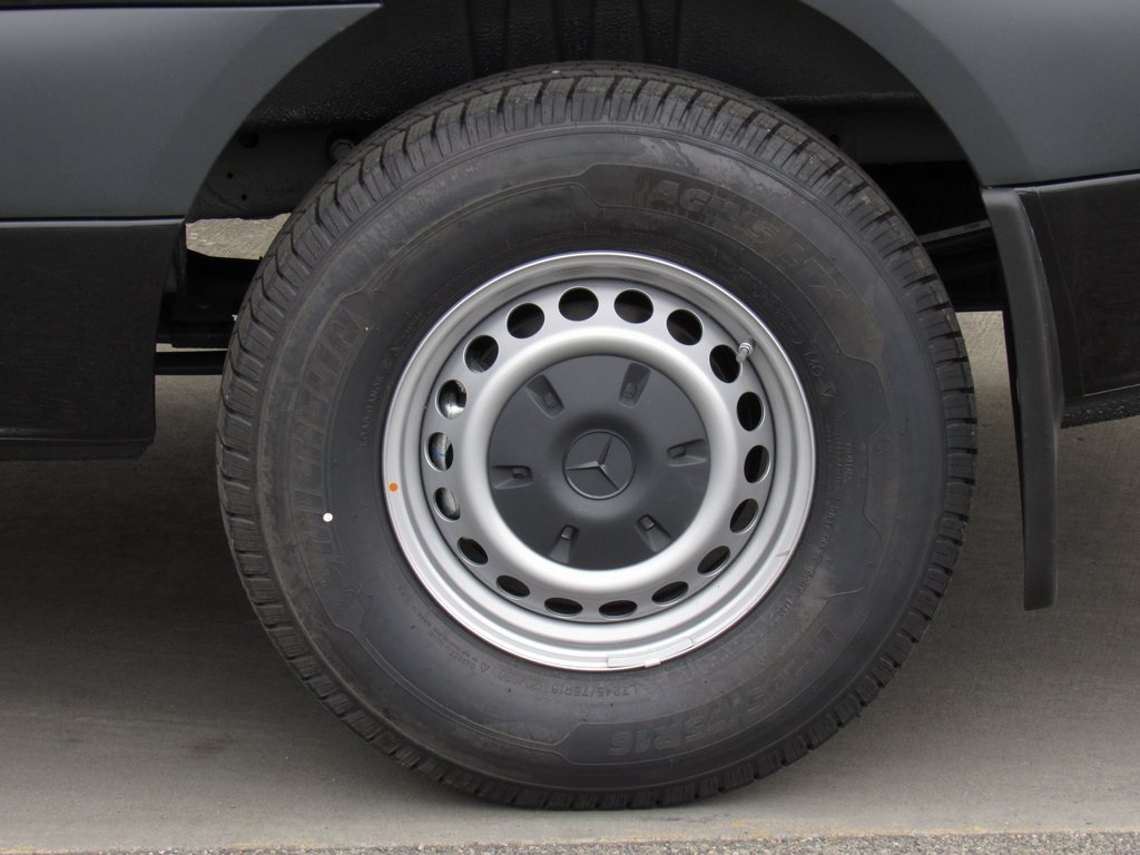 Vehicle image 38 of 38