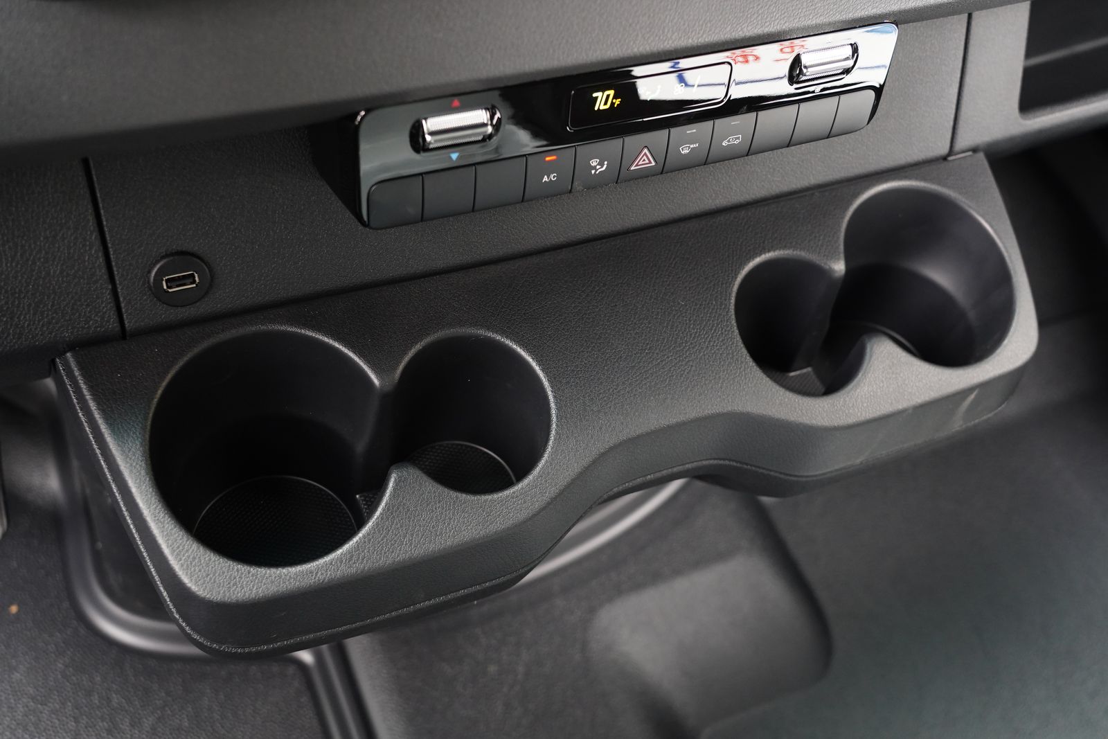 2023 Mercedes-Benz Sprinter Chassis Image 23 of 41