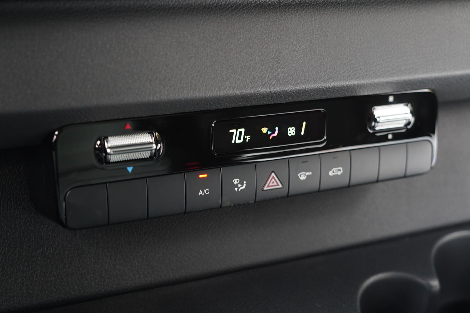 2023 Mercedes-Benz Sprinter Chassis Image 32 of 41