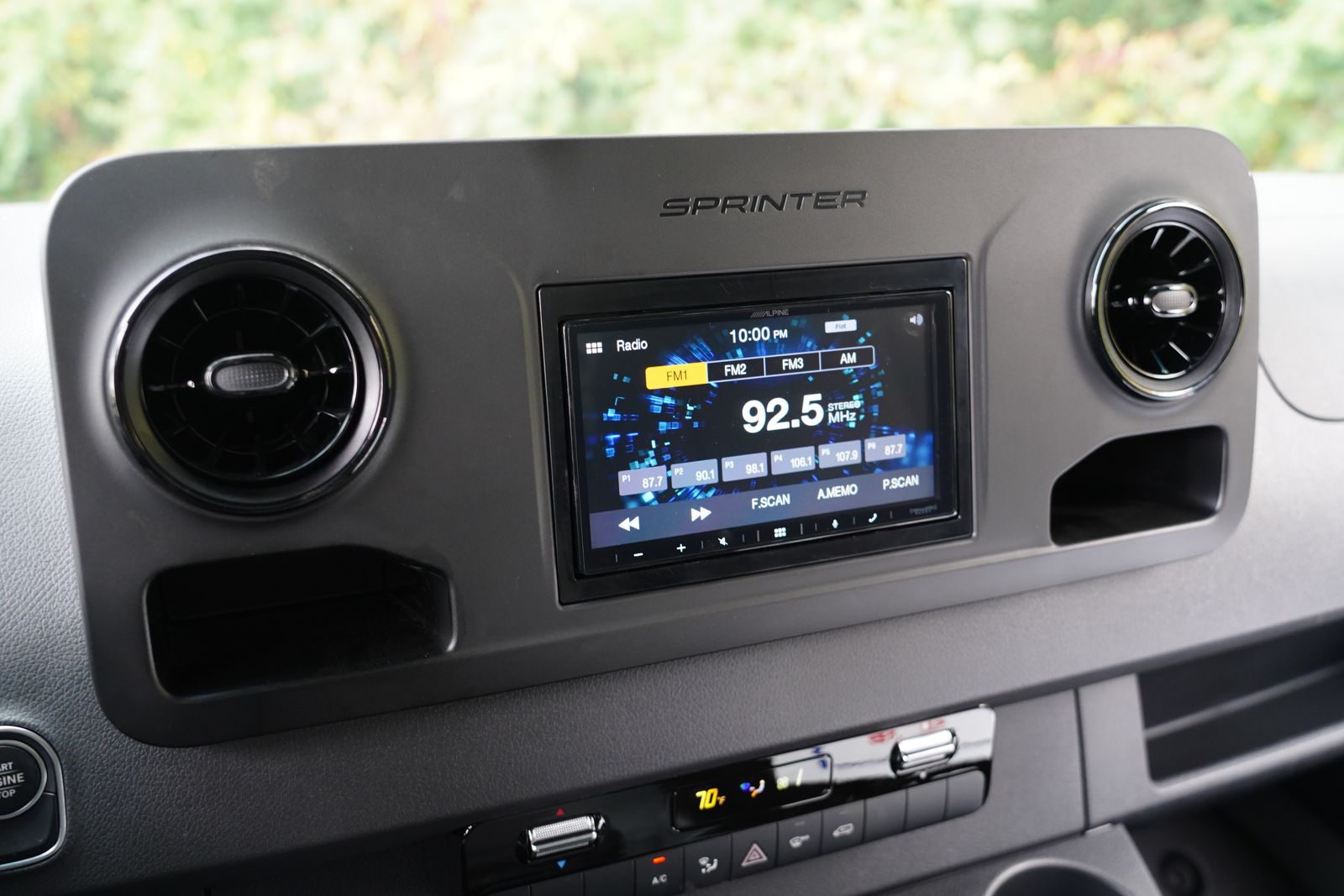 2023 Mercedes-Benz Sprinter Chassis Image 15 of 41