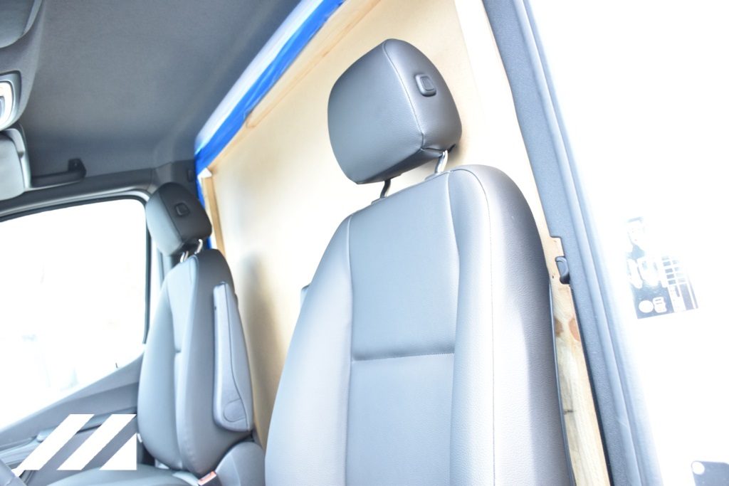 Vehicle image 22 of 35