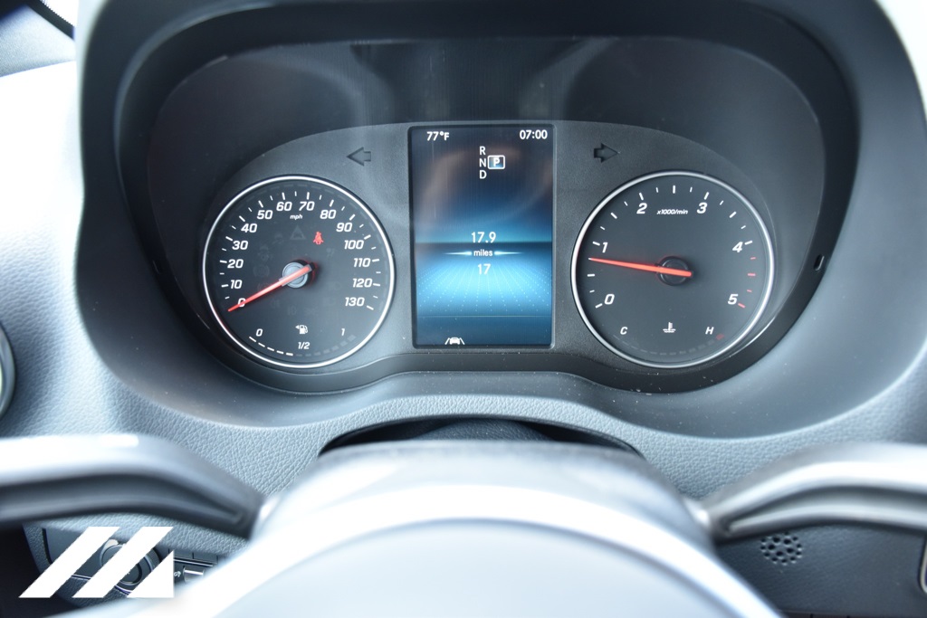 Vehicle image 26 of 35