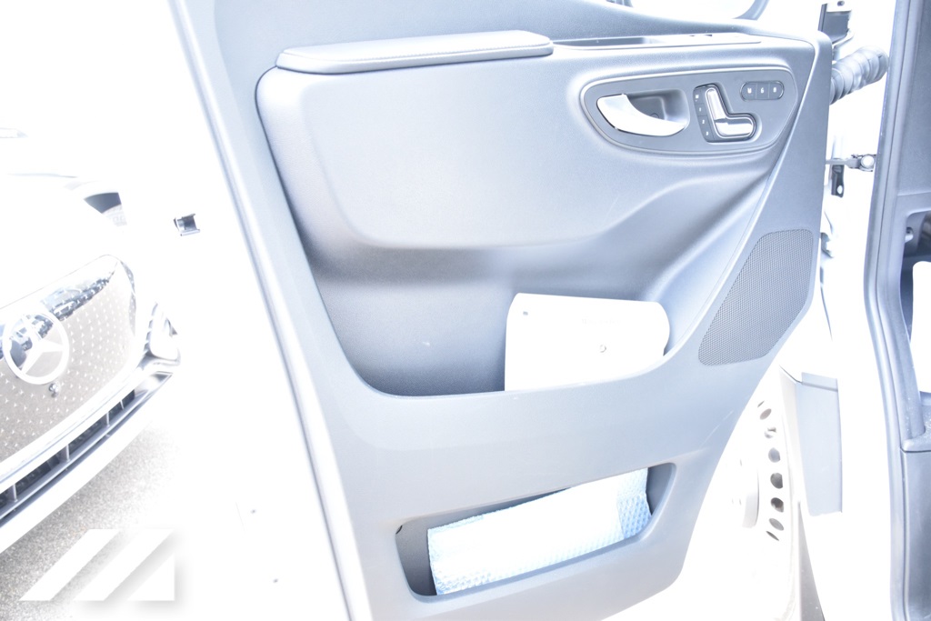 Vehicle image 18 of 35