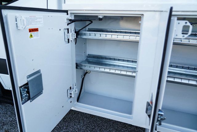 2023 Mercedes-Benz Sprinter Chassis Image 33 of 35