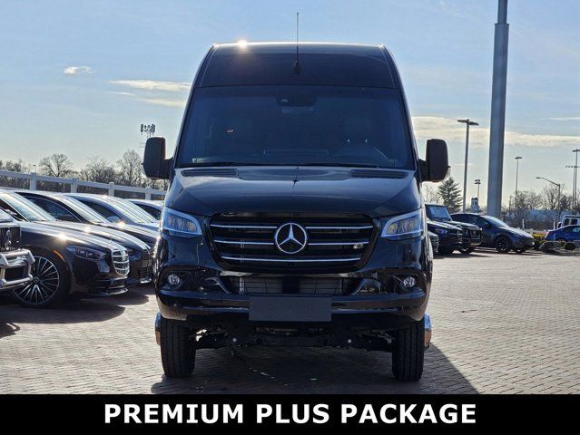 2023 Mercedes-Benz Sprinter Cargo Image 3 of 41