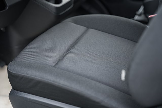 Vehicle image 25 of 30