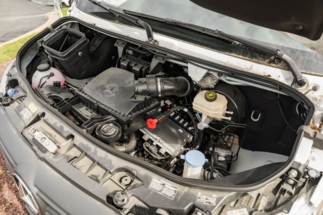 Vehicle image 20 of 39