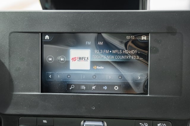 Vehicle image 24 of 39