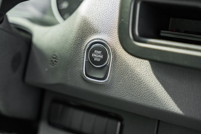 Vehicle image 27 of 39