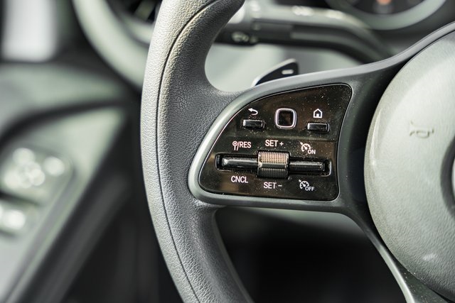 Vehicle image 29 of 39