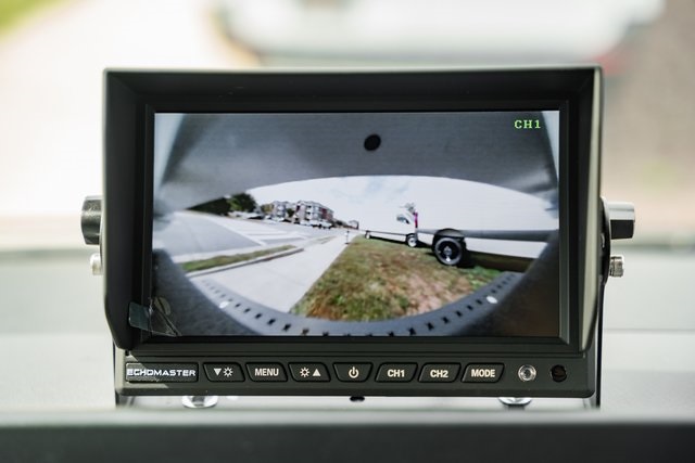Vehicle image 37 of 39
