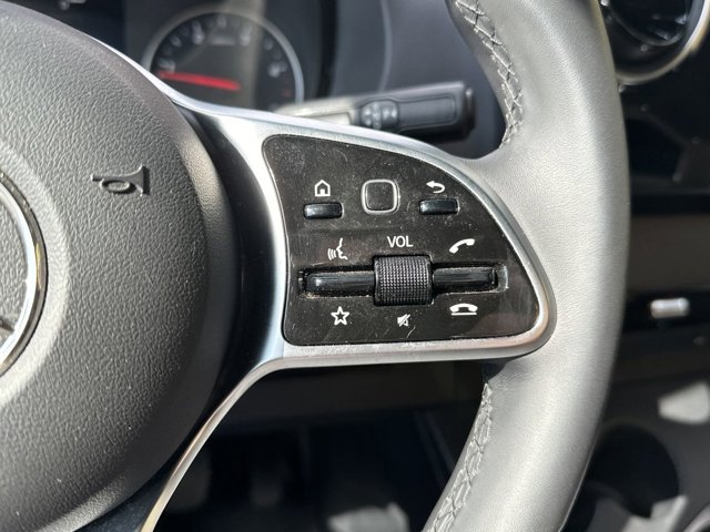 Vehicle image 29 of 30