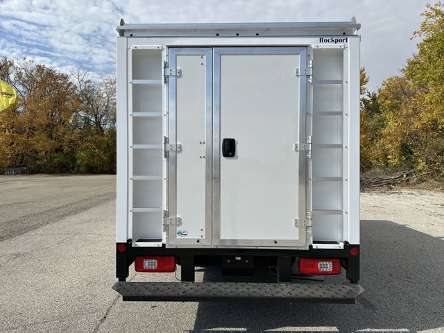 Vehicle image 8 of 30