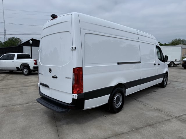 Vehicle image 15 of 78