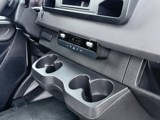 Vehicle image 56 of 78