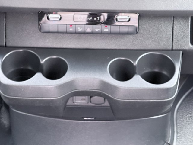 Vehicle image 49 of 78