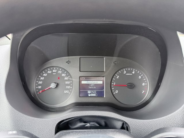 Vehicle image 28 of 78