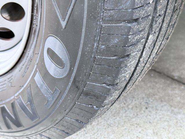 Vehicle image 73 of 78