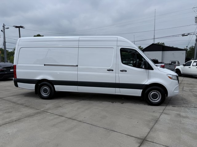 Vehicle image 14 of 78