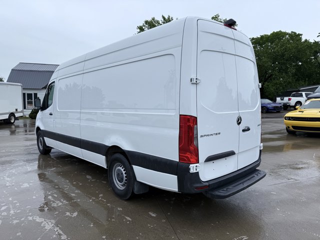 Vehicle image 22 of 78