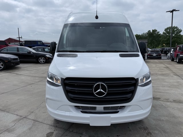 Vehicle image 7 of 78