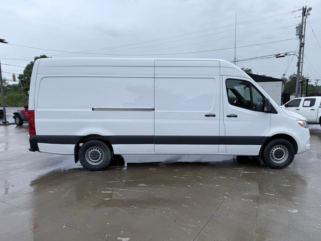 Vehicle image 13 of 78