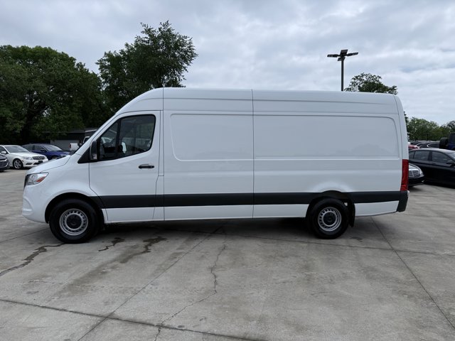 Vehicle image 26 of 78