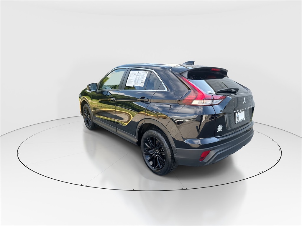 Vehicle image 8 of 35