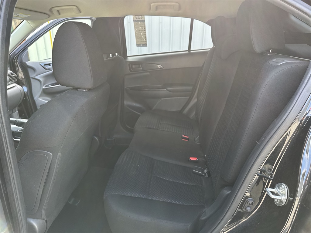 Vehicle image 28 of 35