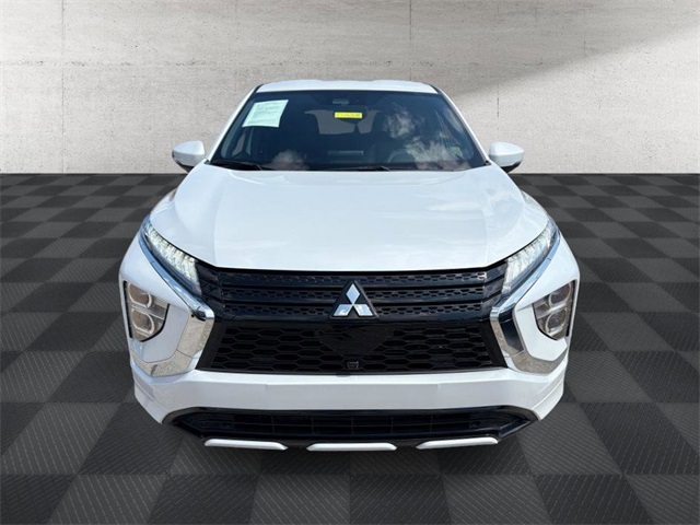 Vehicle image 2 of 31