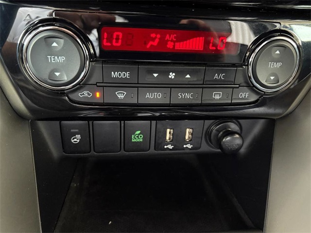 Vehicle image 29 of 31