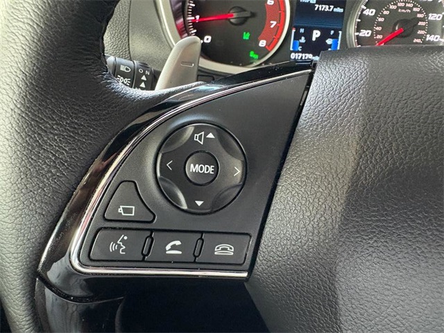 Vehicle image 26 of 31