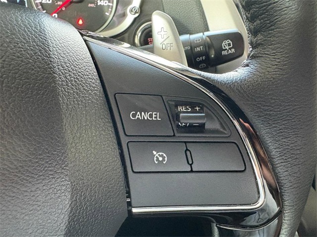Vehicle image 28 of 31