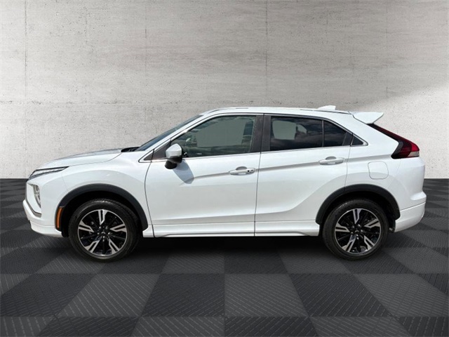 Vehicle image 9 of 31